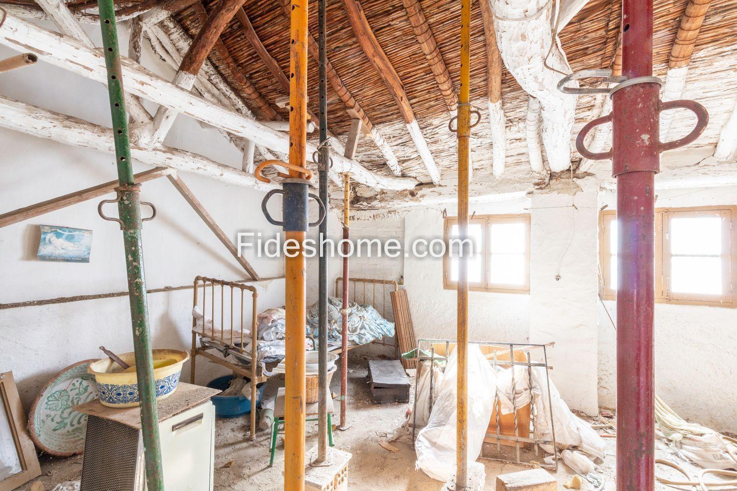 House for Sale in El Valle