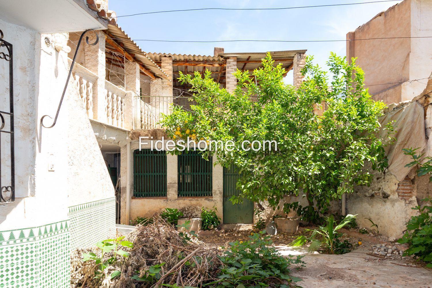 Villa for Sale in Dúrcal