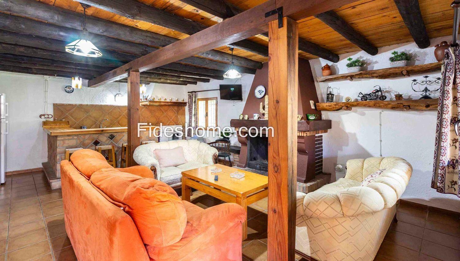Country Property for Sale in Villamena