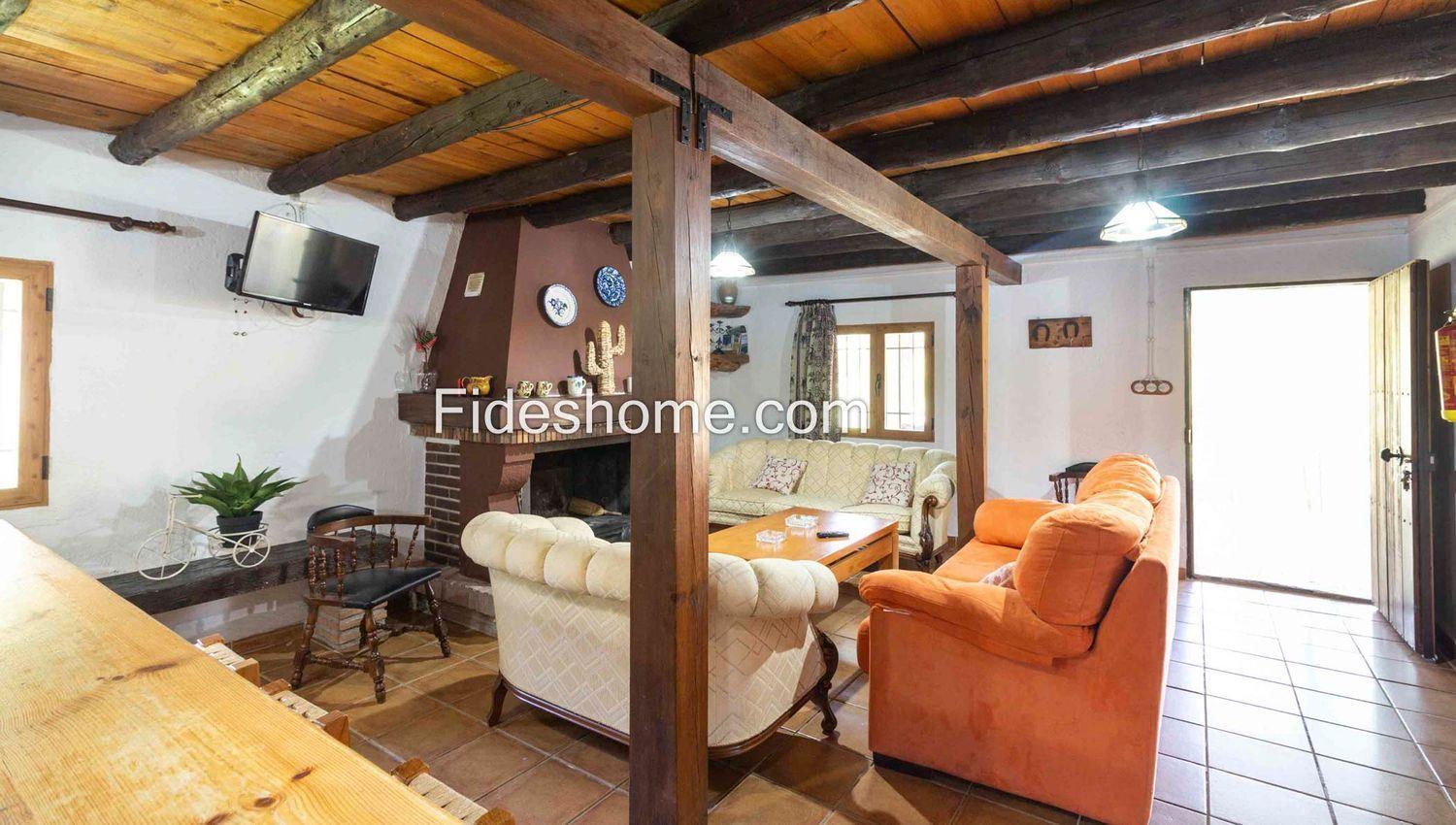 Country Property for Sale in Villamena