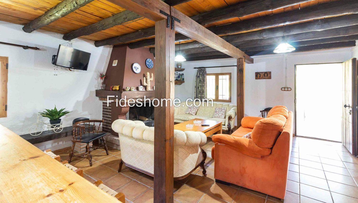 Country Property for Sale in Villamena
