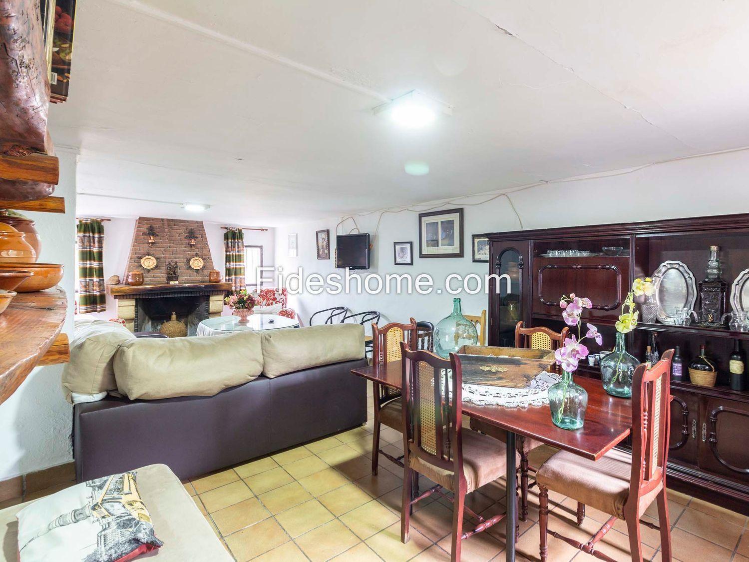 Country Property for Sale in Villamena