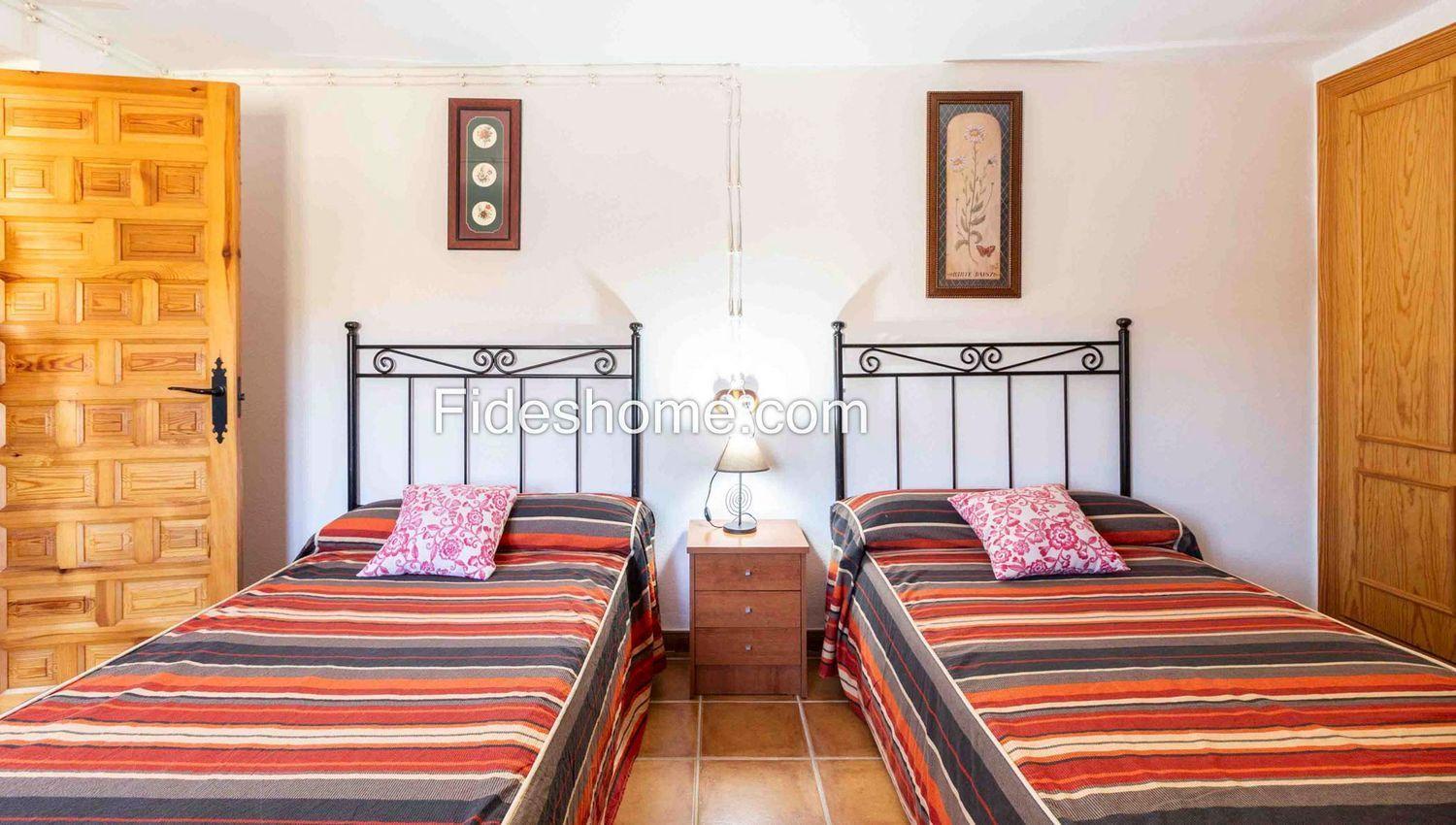 Country Property for Sale in Villamena