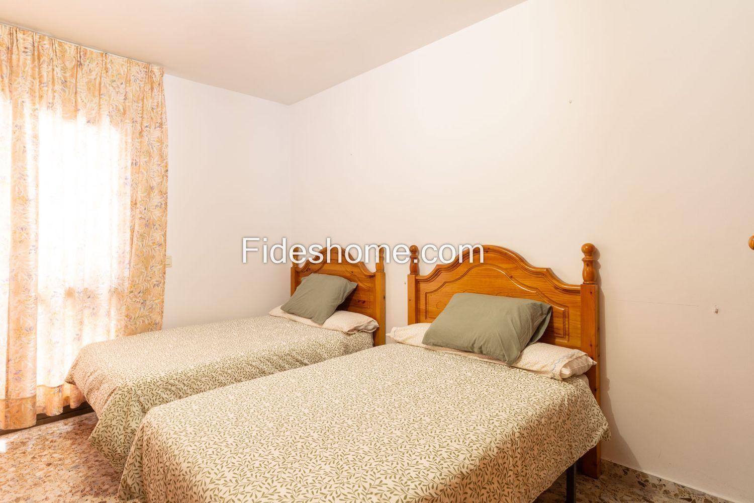 Flat for Sale in Albuñol