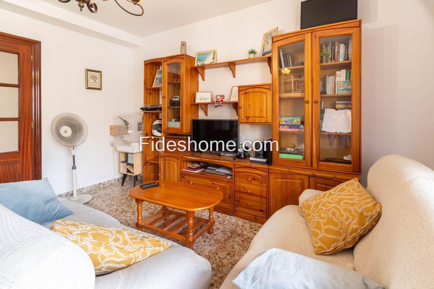 Flat for Sale in Albuñol