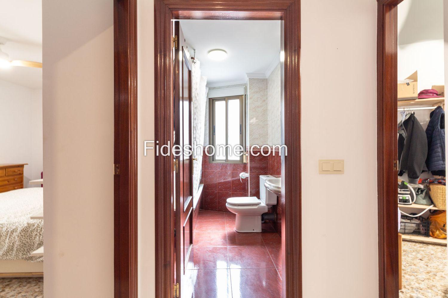 Flat for Sale in Albuñol
