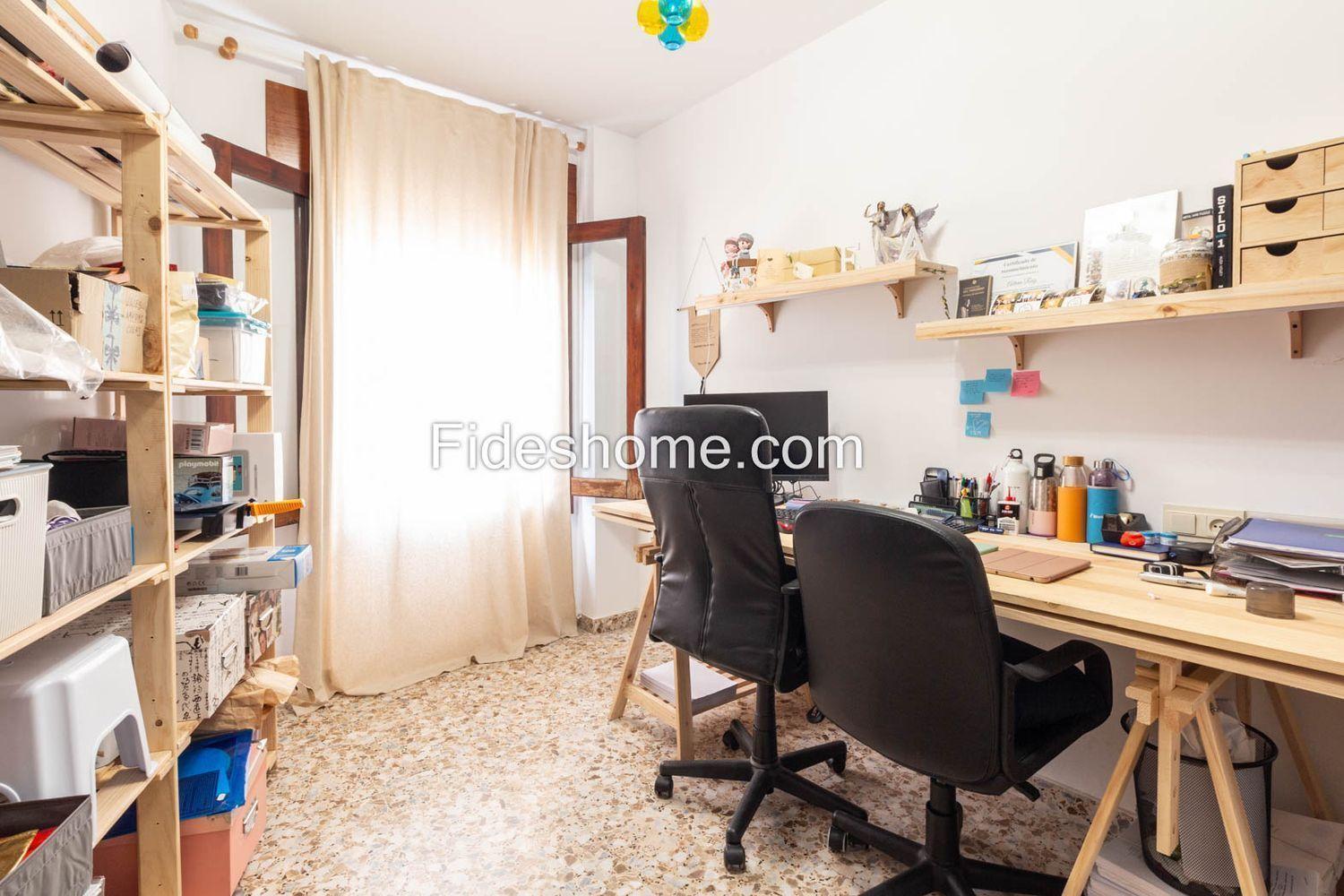 Flat for Sale in Albuñol