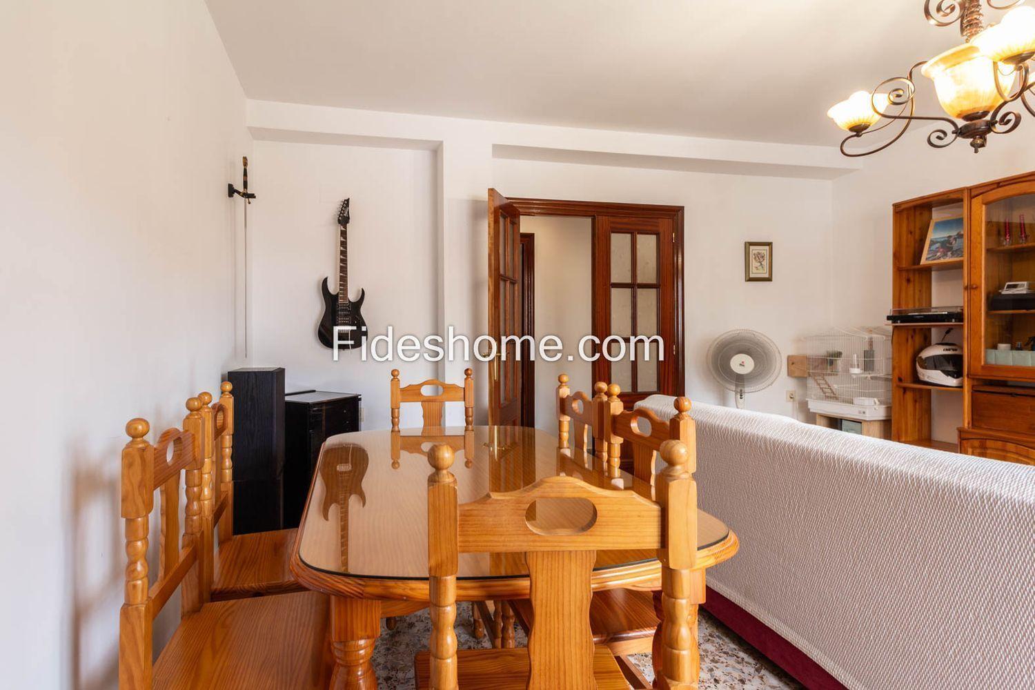 Flat for Sale in Albuñol