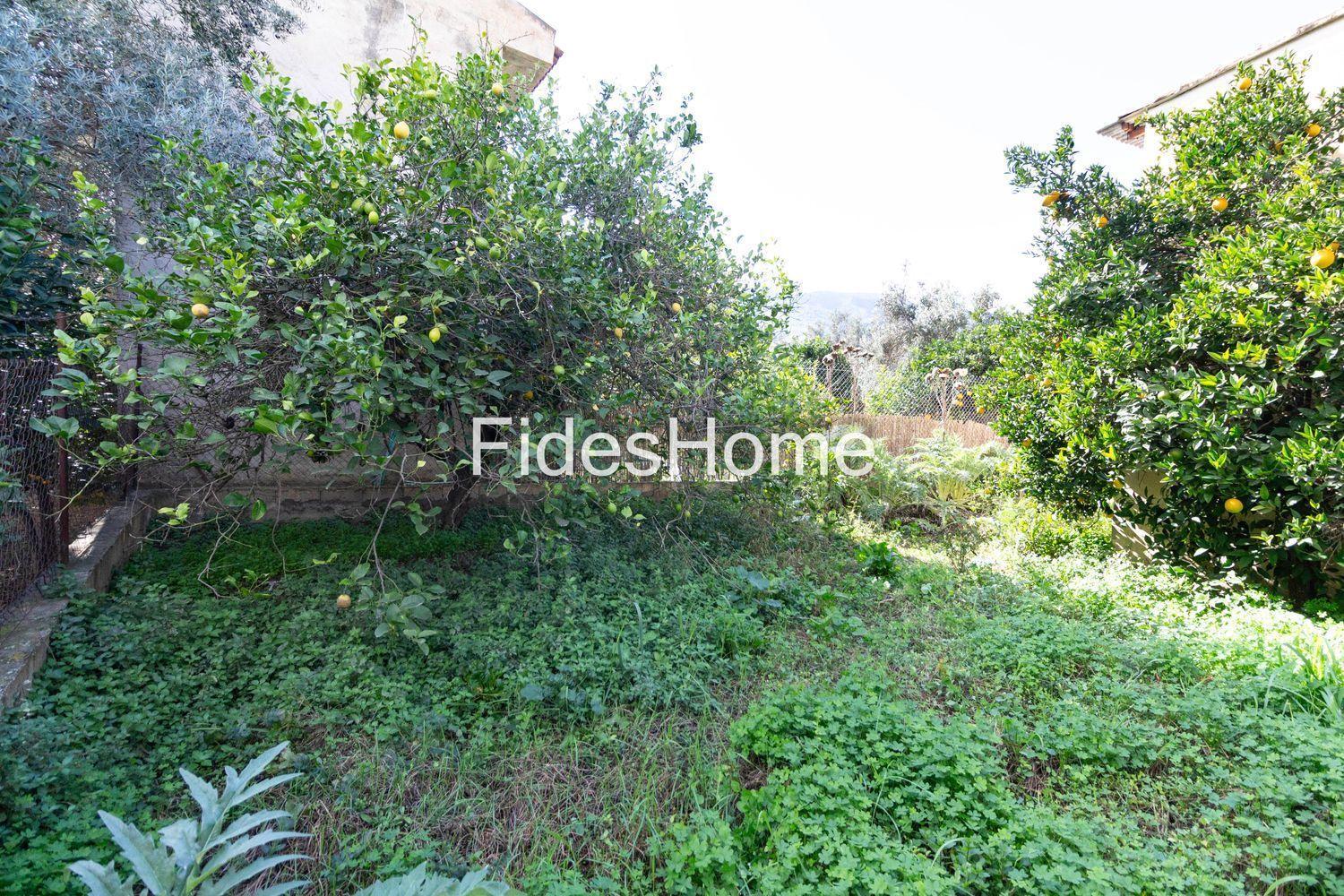 Building Site for Sale in Lecrín