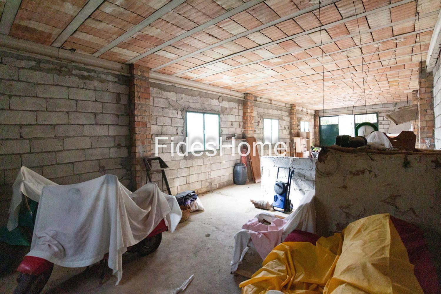 Building Site for Sale in Lecrín