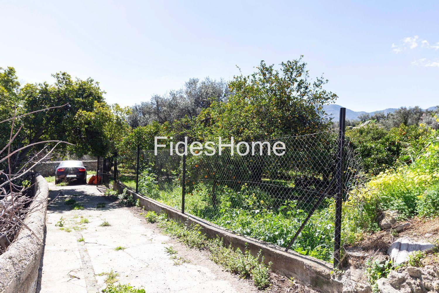 Building Site for Sale in Lecrín
