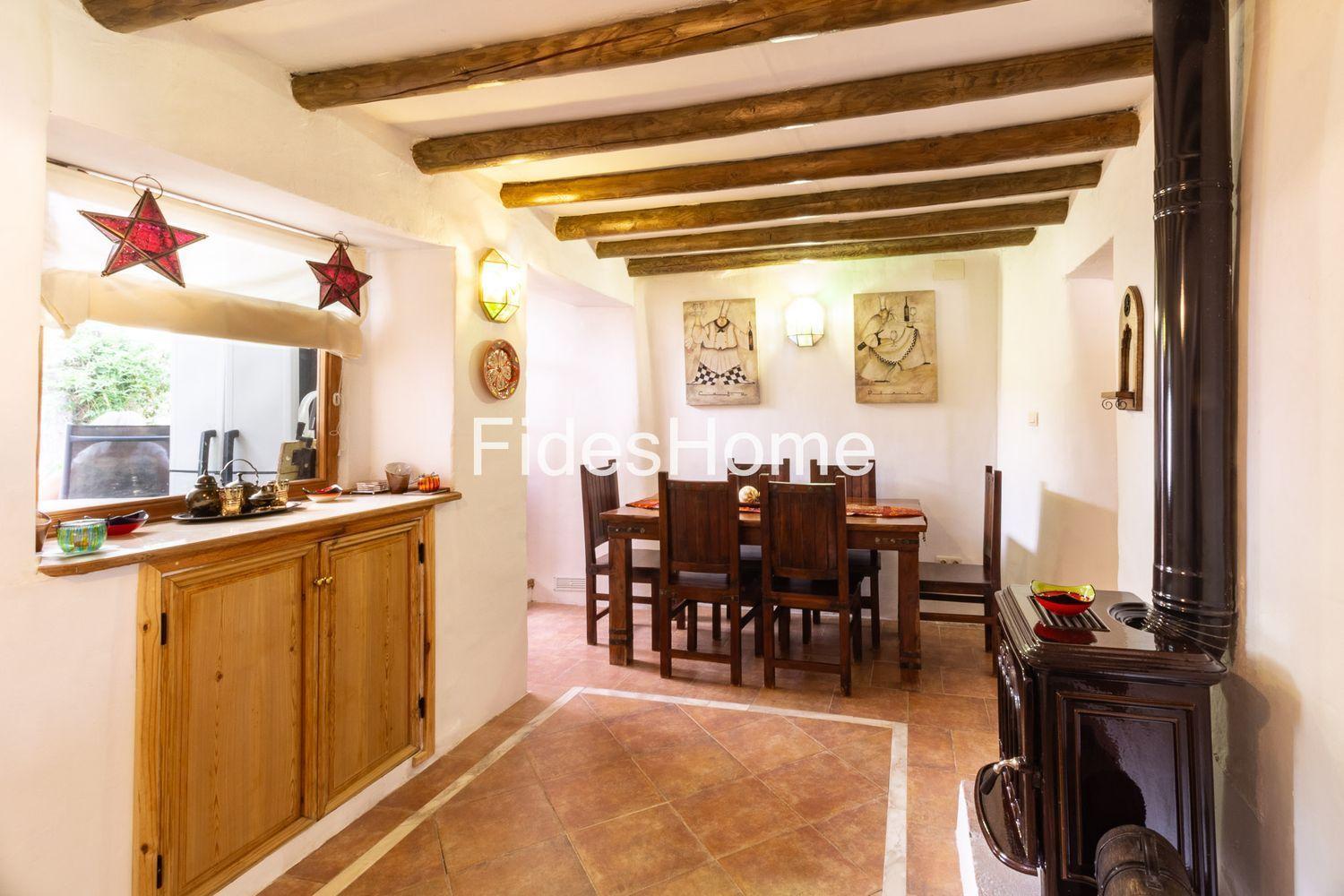 Chalet for Sale in Lecrín