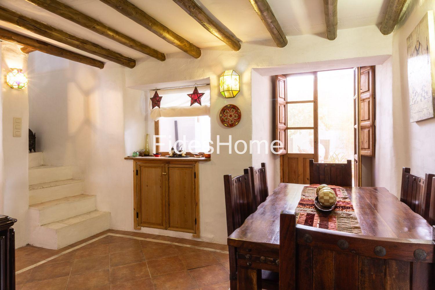 Chalet for Sale in Lecrín