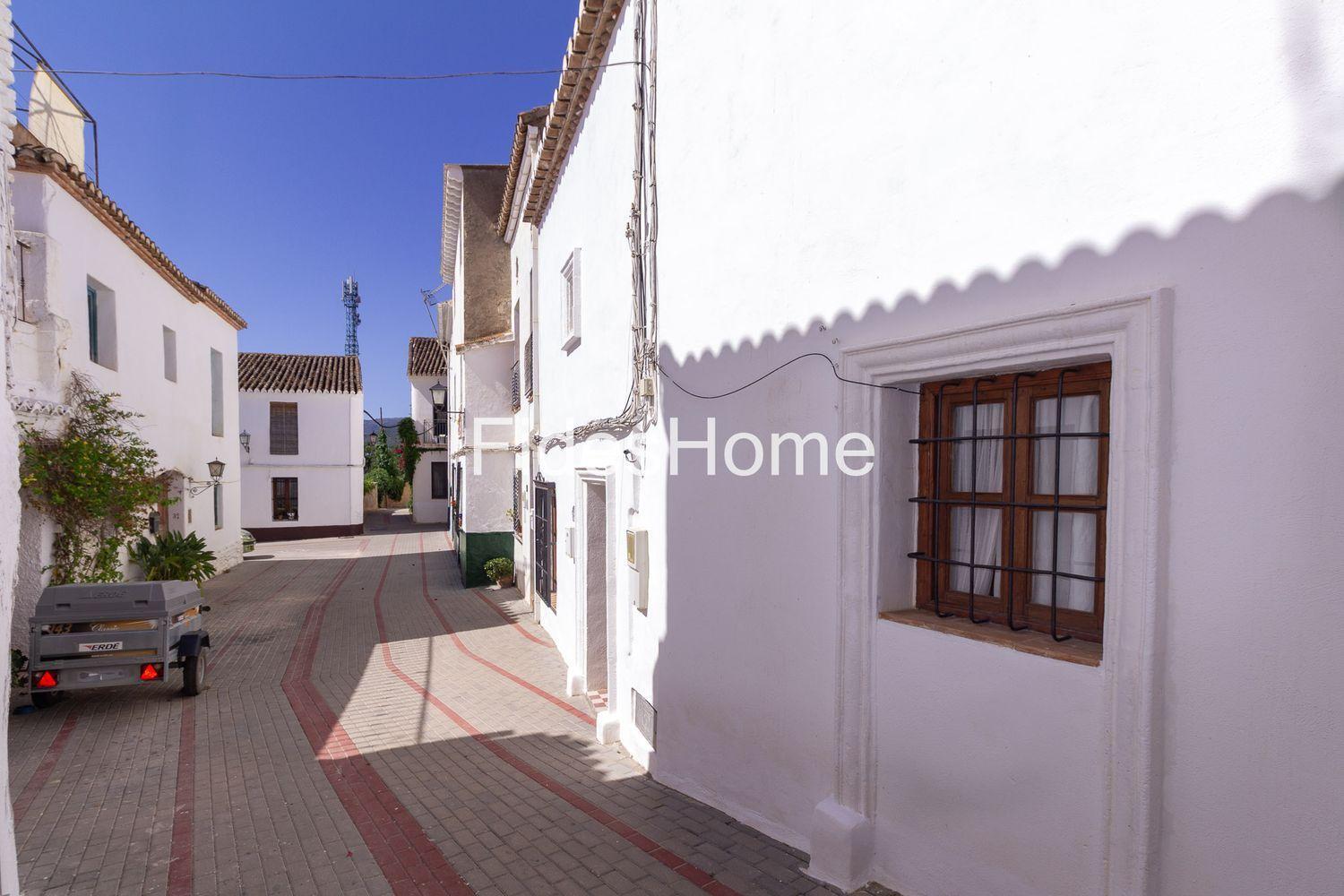 Chalet for Sale in Lecrín