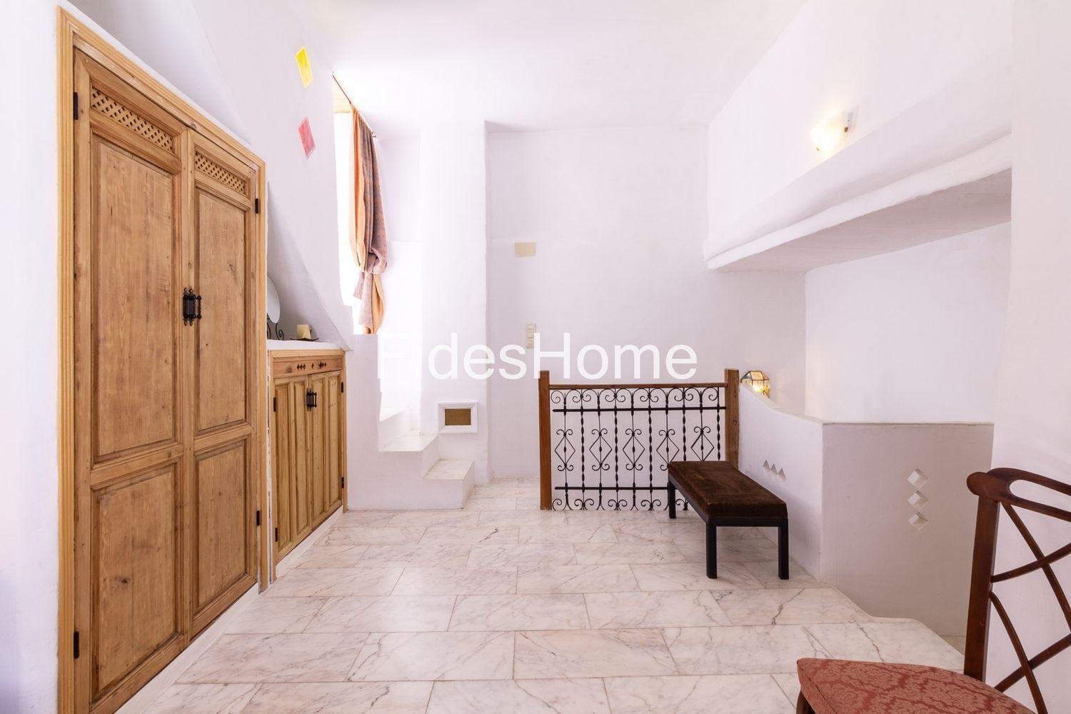 Chalet for Sale in Lecrín