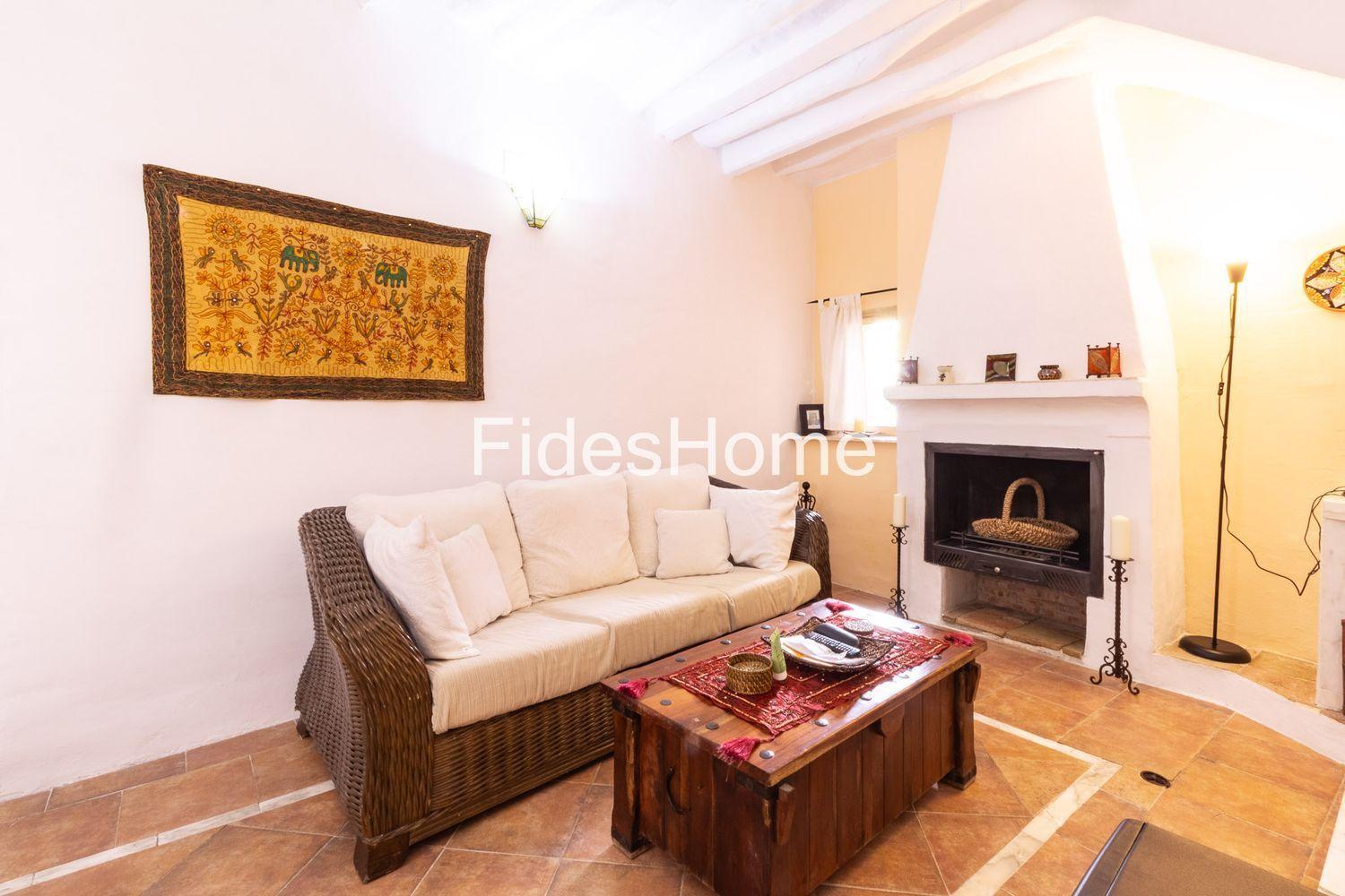 Chalet for Sale in Lecrín
