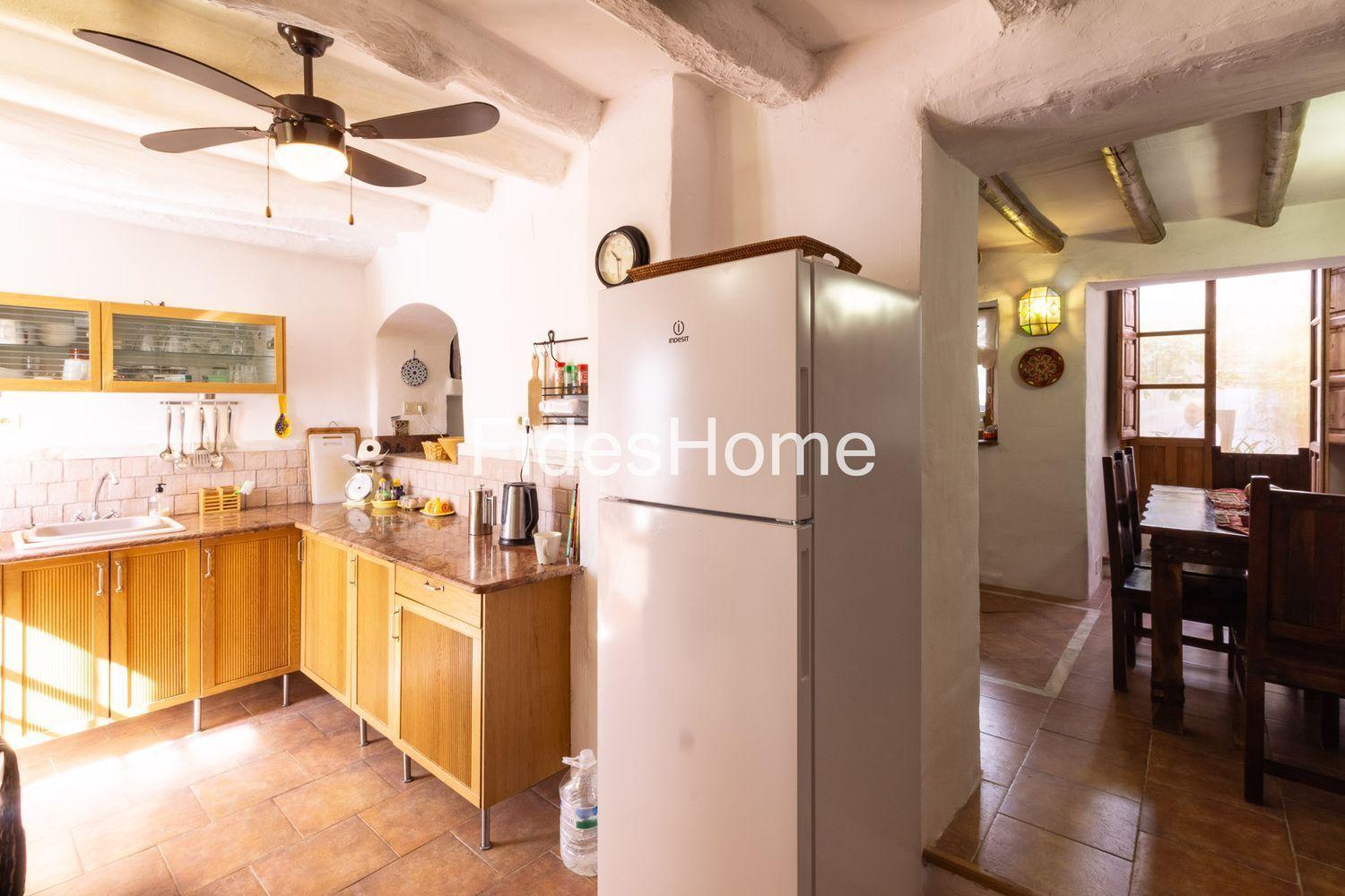 Chalet for Sale in Lecrín