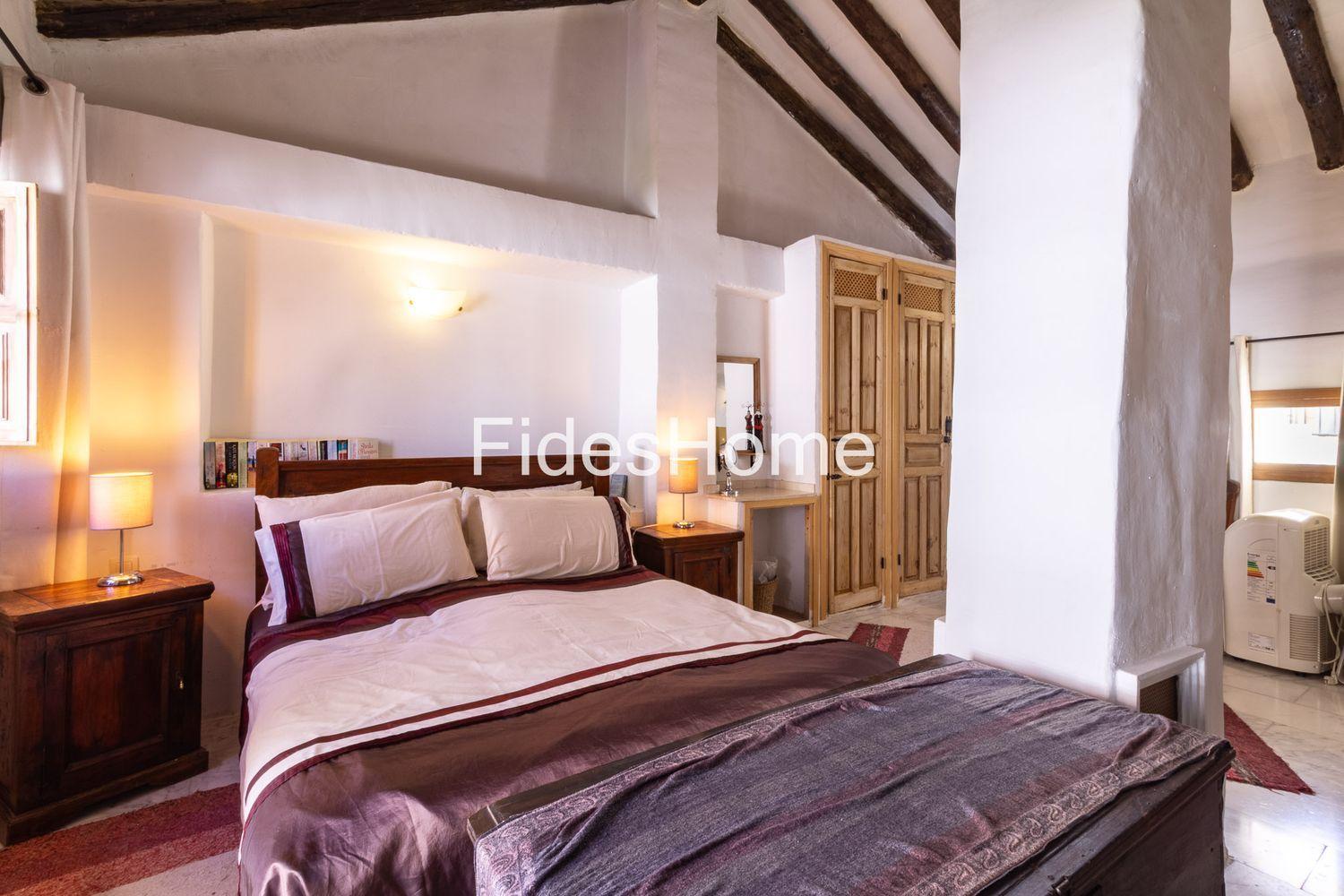 Chalet for Sale in Lecrín