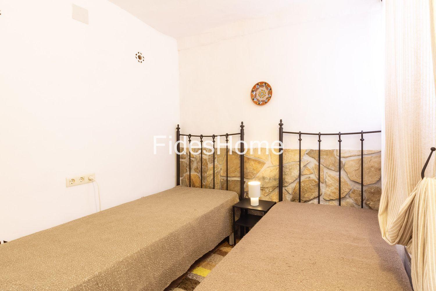 Chalet for Sale in Lecrín
