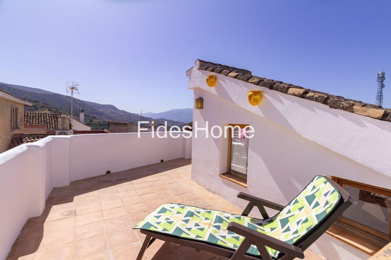 Chalet for Sale in Lecrín