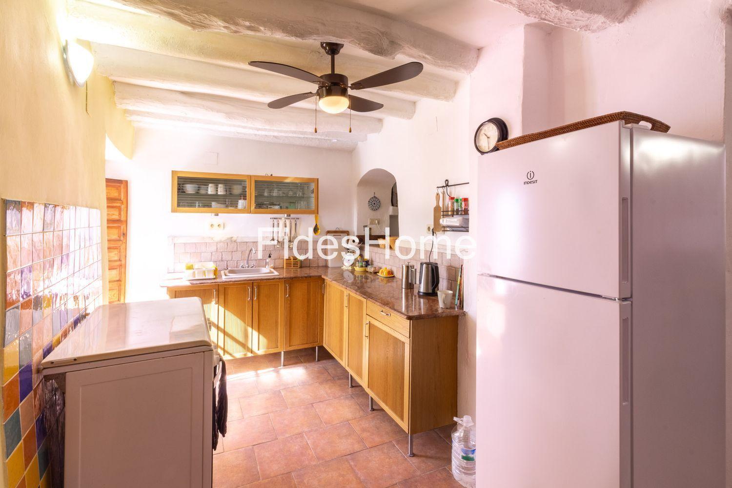 Chalet for Sale in Lecrín