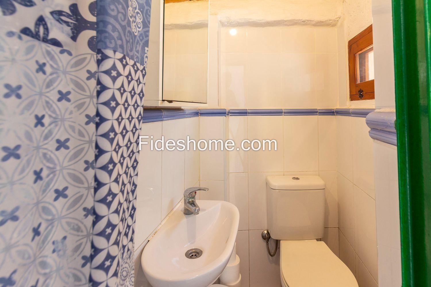 Country Property for Sale in El Valle