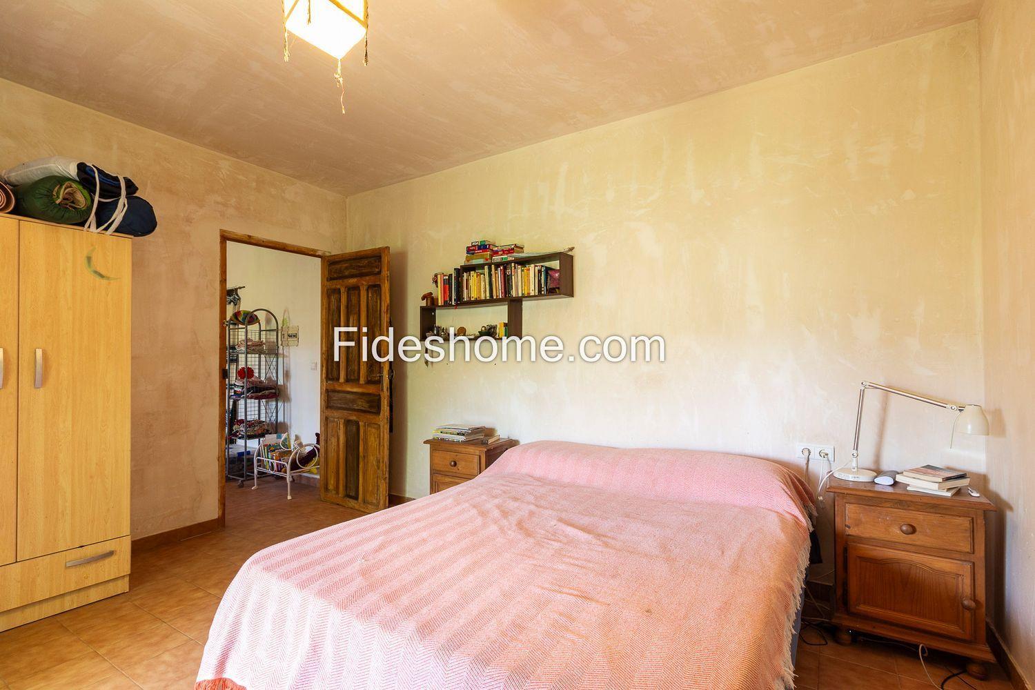 Country Property for Sale in El Valle