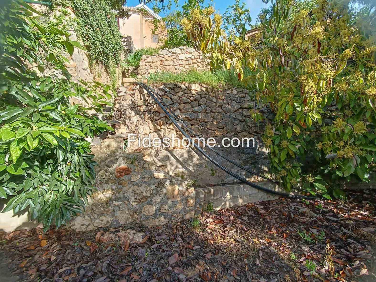Plot for Sale in Albuñuelas
