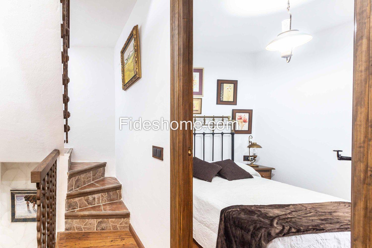 Chalet for Rent in Los Guajares