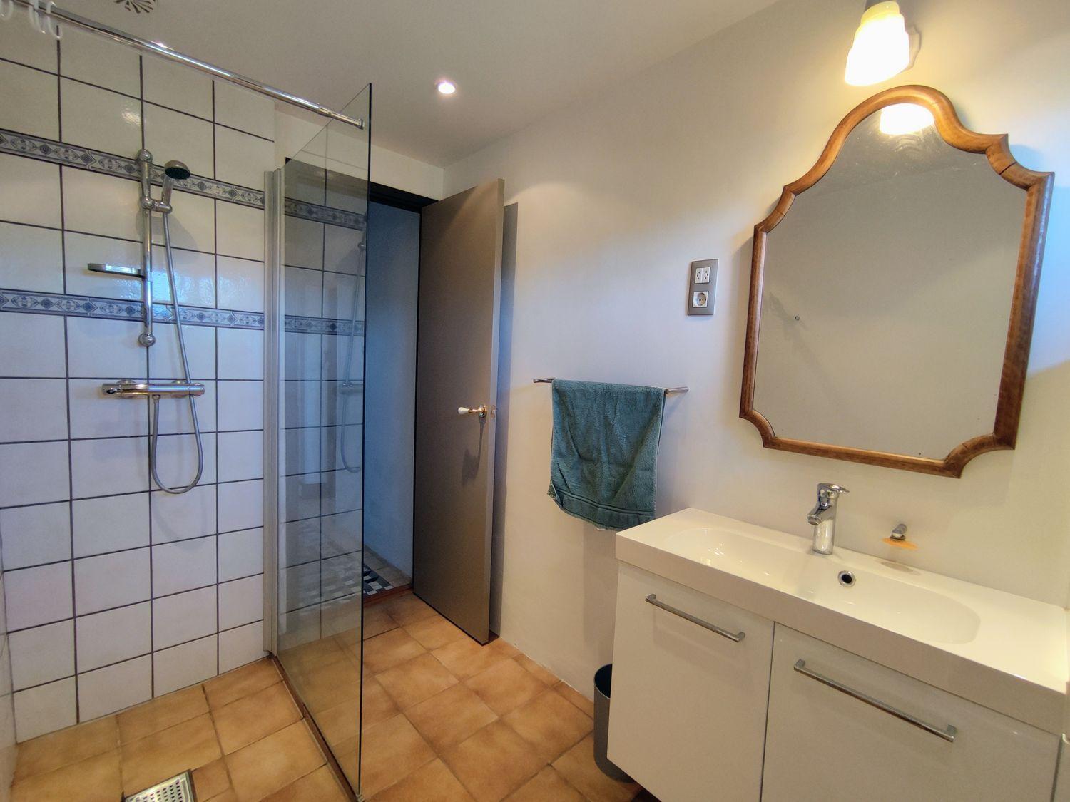 House for Sale in Graus