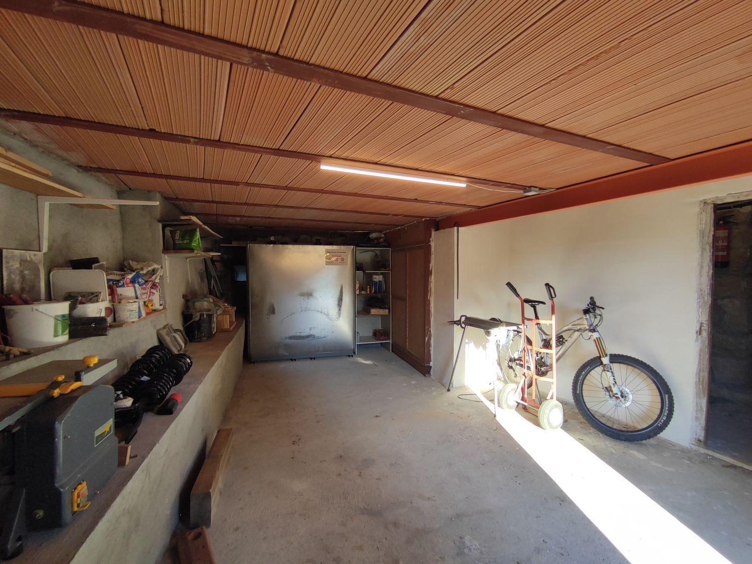 House for Sale in Graus
