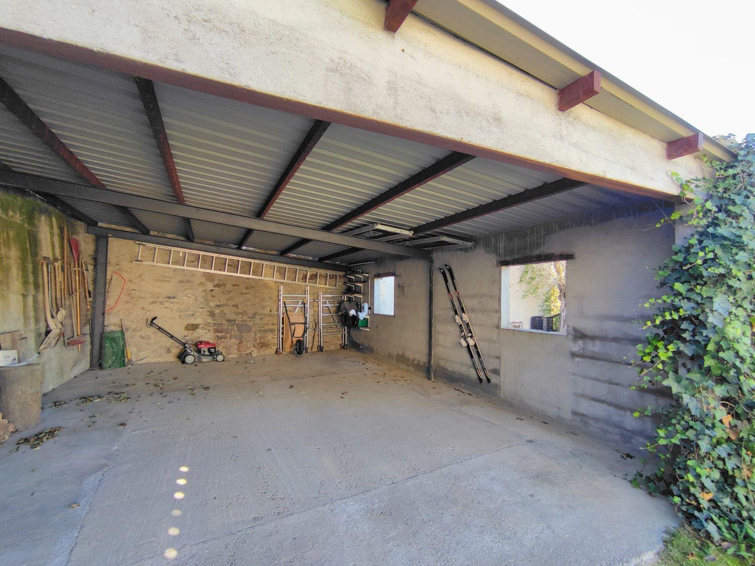House for Sale in Graus