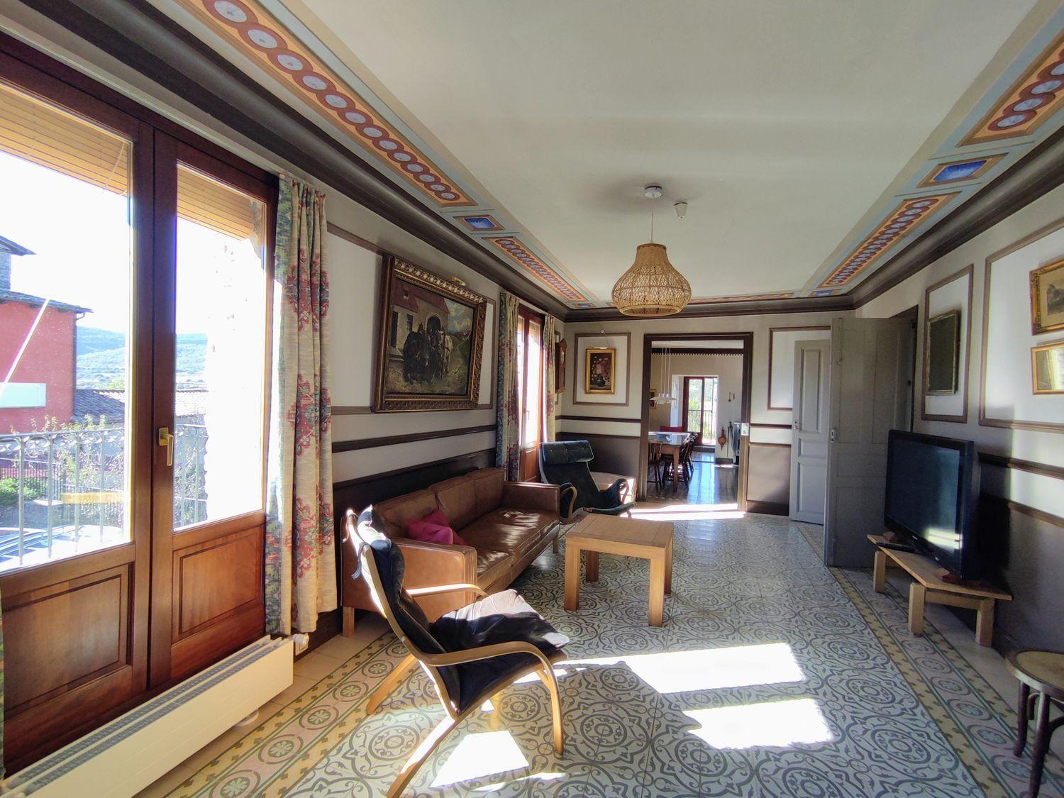 House for Sale in Graus