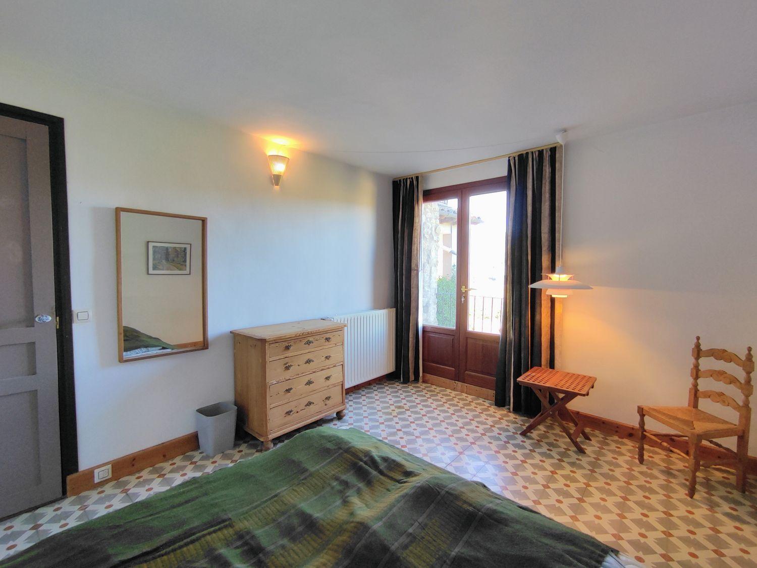 House for Sale in Graus