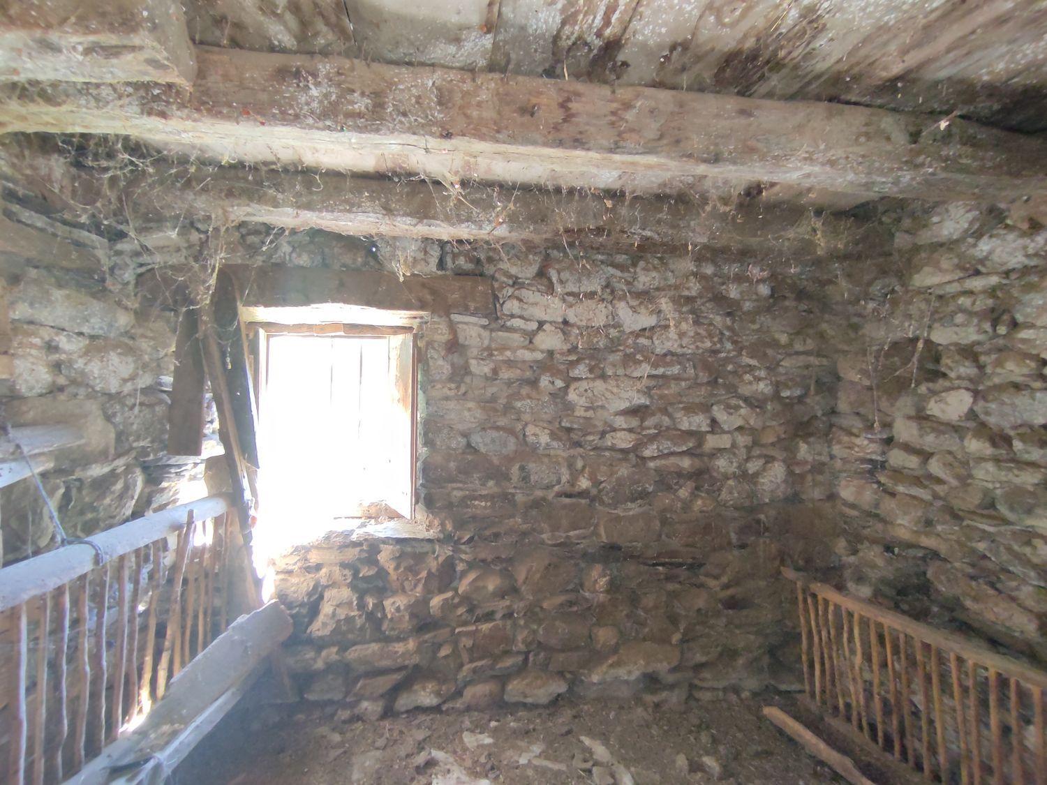 House for Sale in Tella-Sin