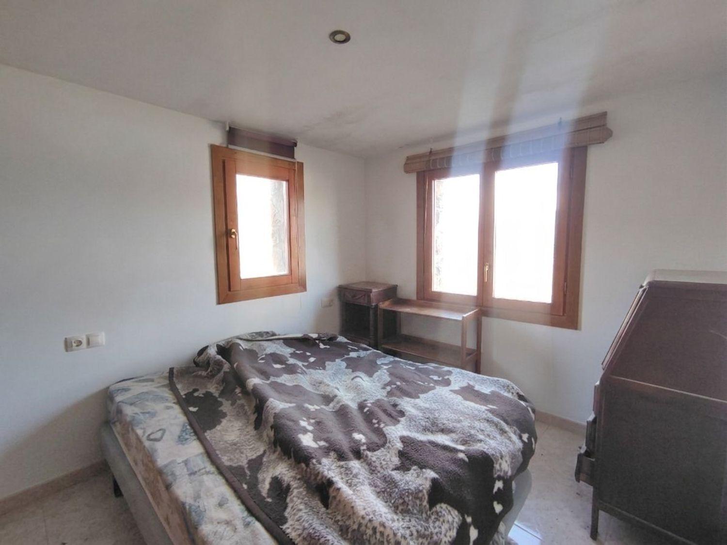 Villa for Sale in Boltaña