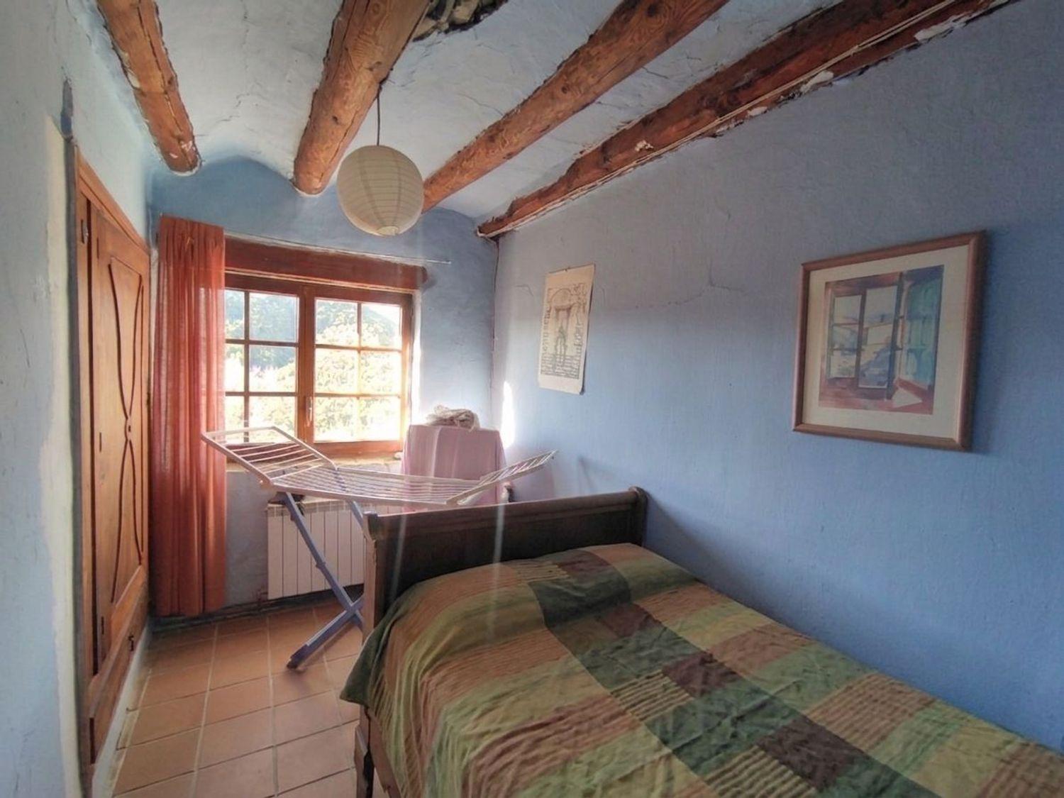 Villa for Sale in Boltaña
