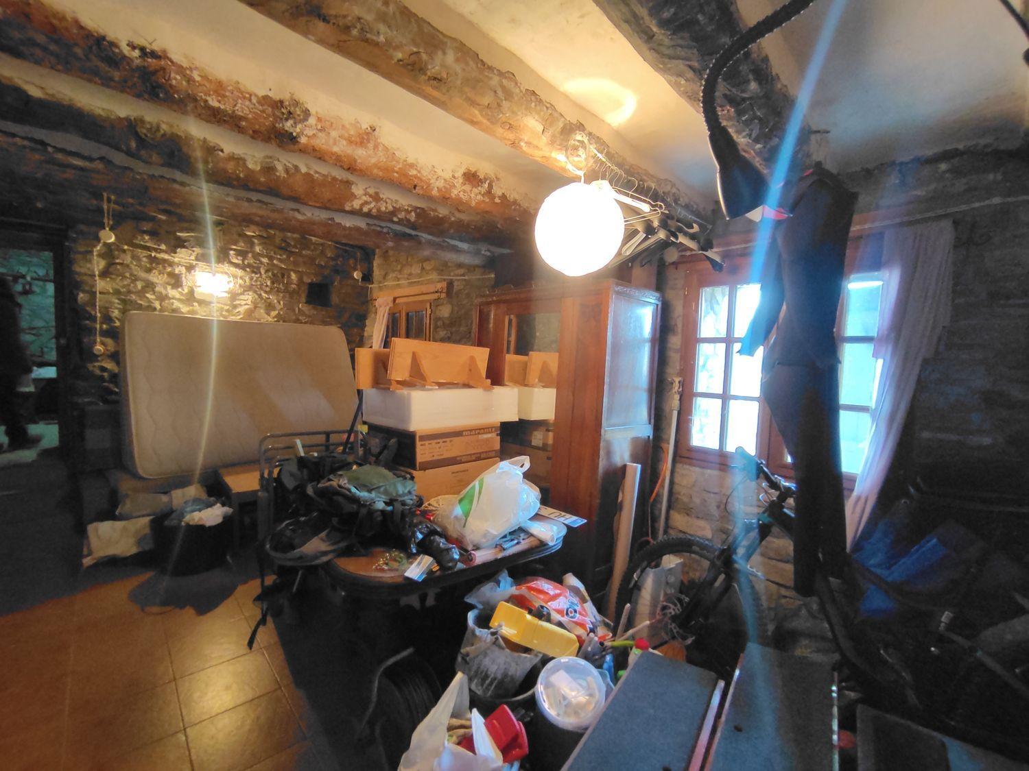 Villa for Sale in Boltaña