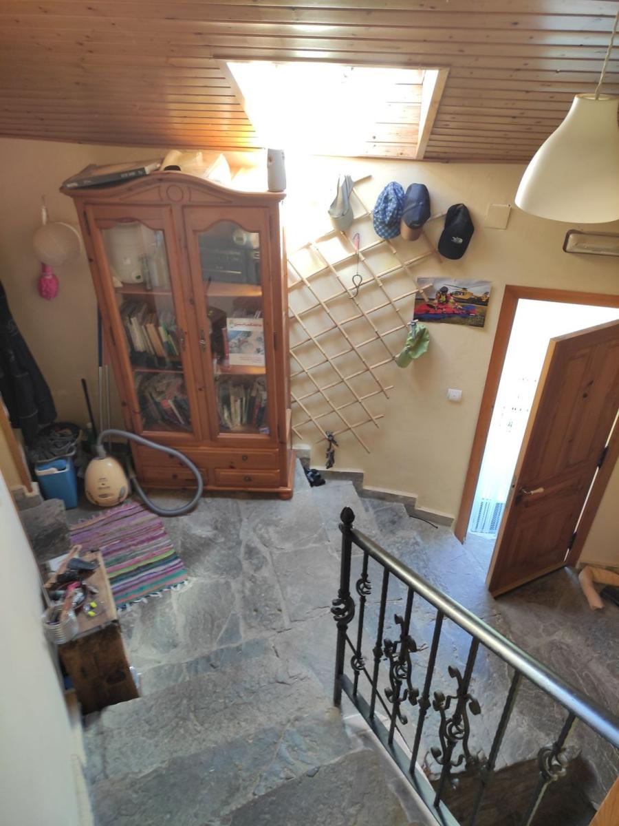 Villa for Sale in Boltaña