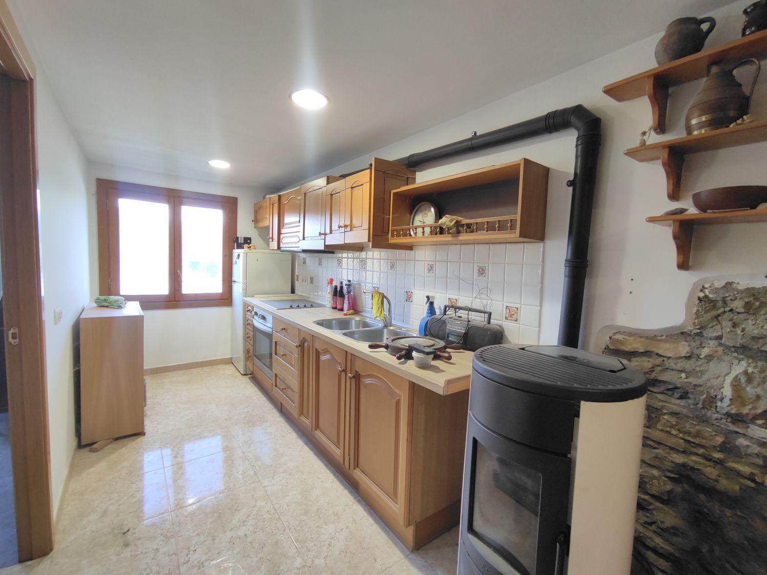 Villa for Sale in Boltaña
