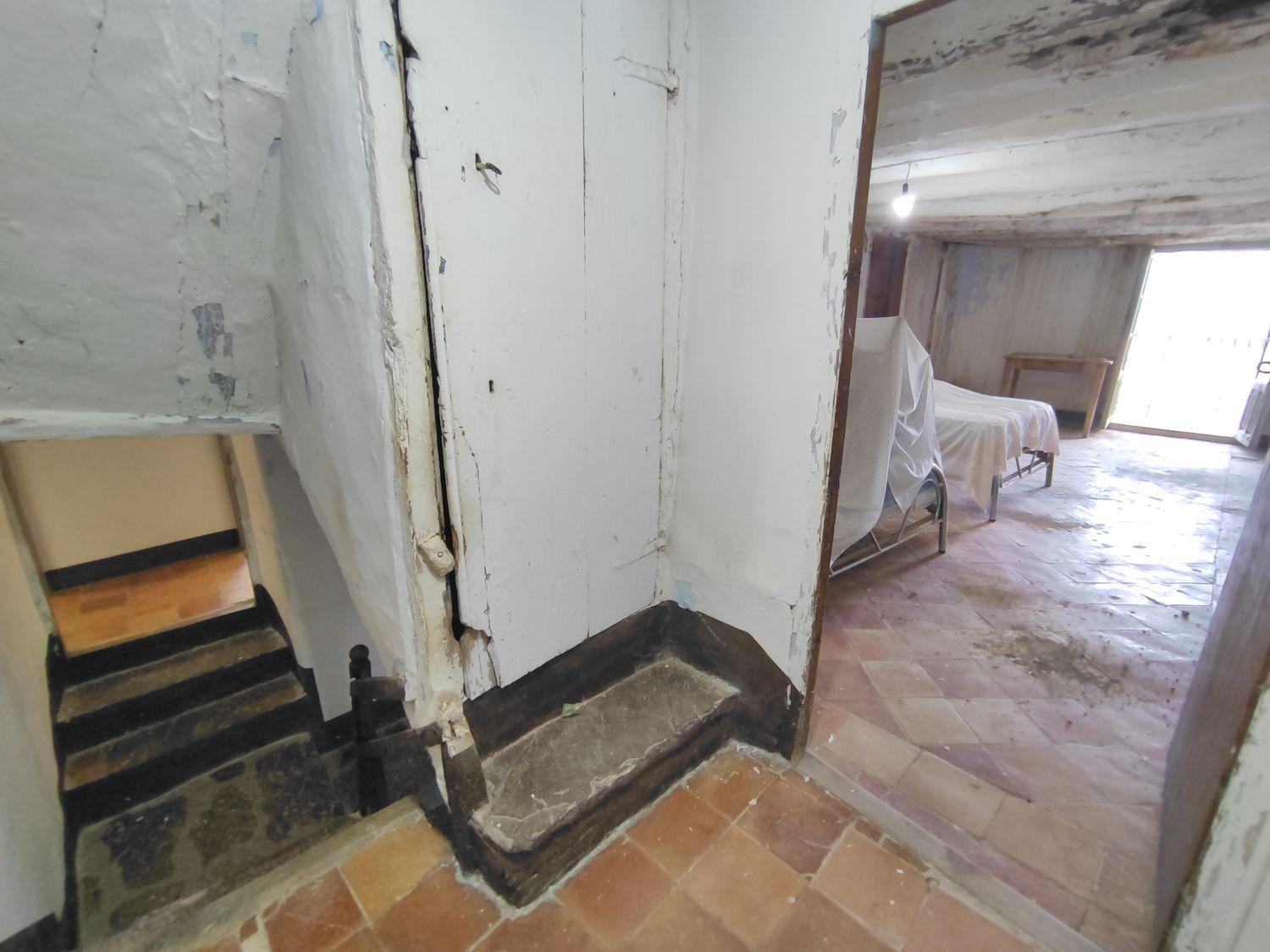 Semi-detached House for Sale in Aínsa-Sobrarbe