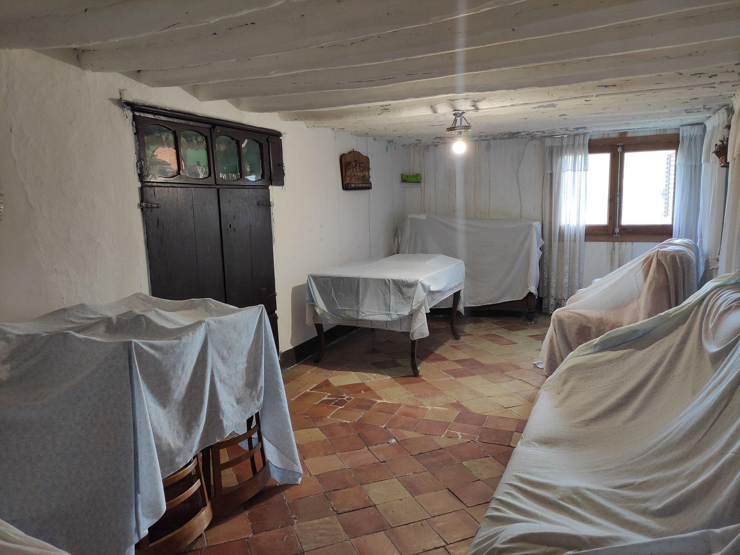 Semi-detached House for Sale in Aínsa-Sobrarbe