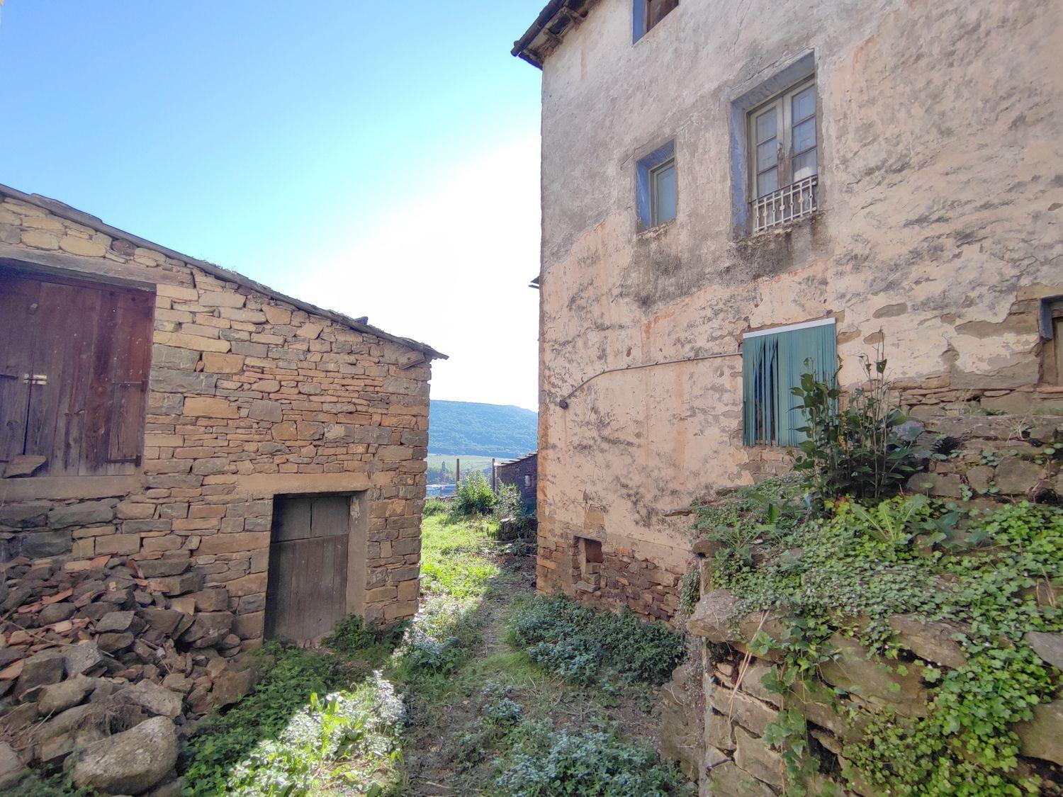Semi-detached House for Sale in Aínsa-Sobrarbe