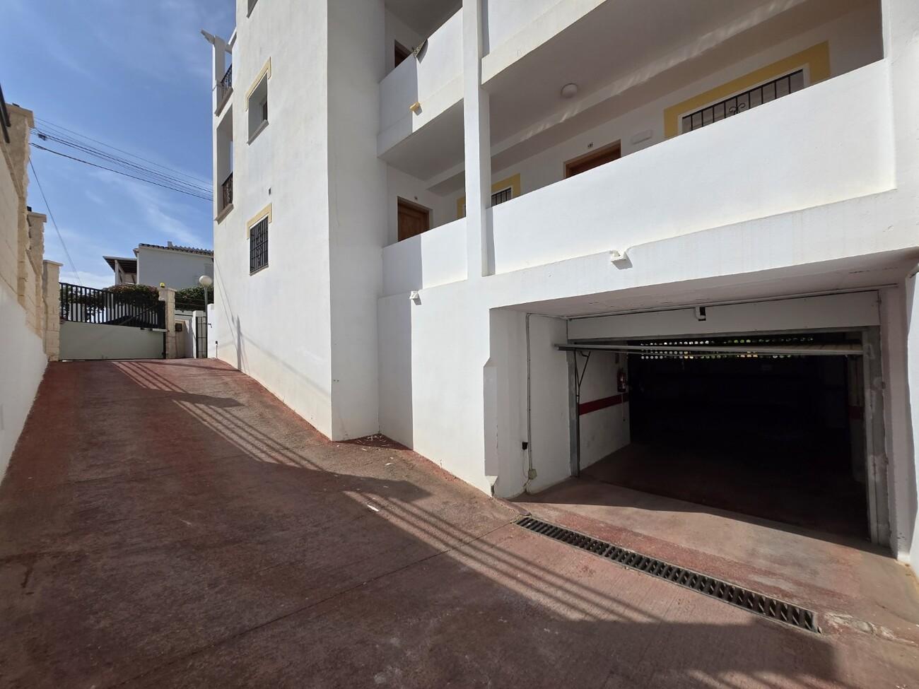 Garage for Sale in Nerja