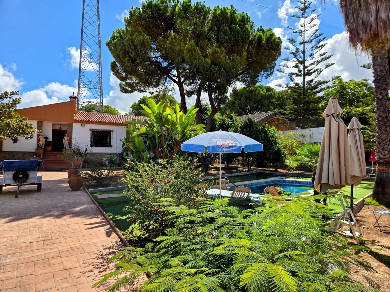 Villa for Sale in Alhaurín de la Torre