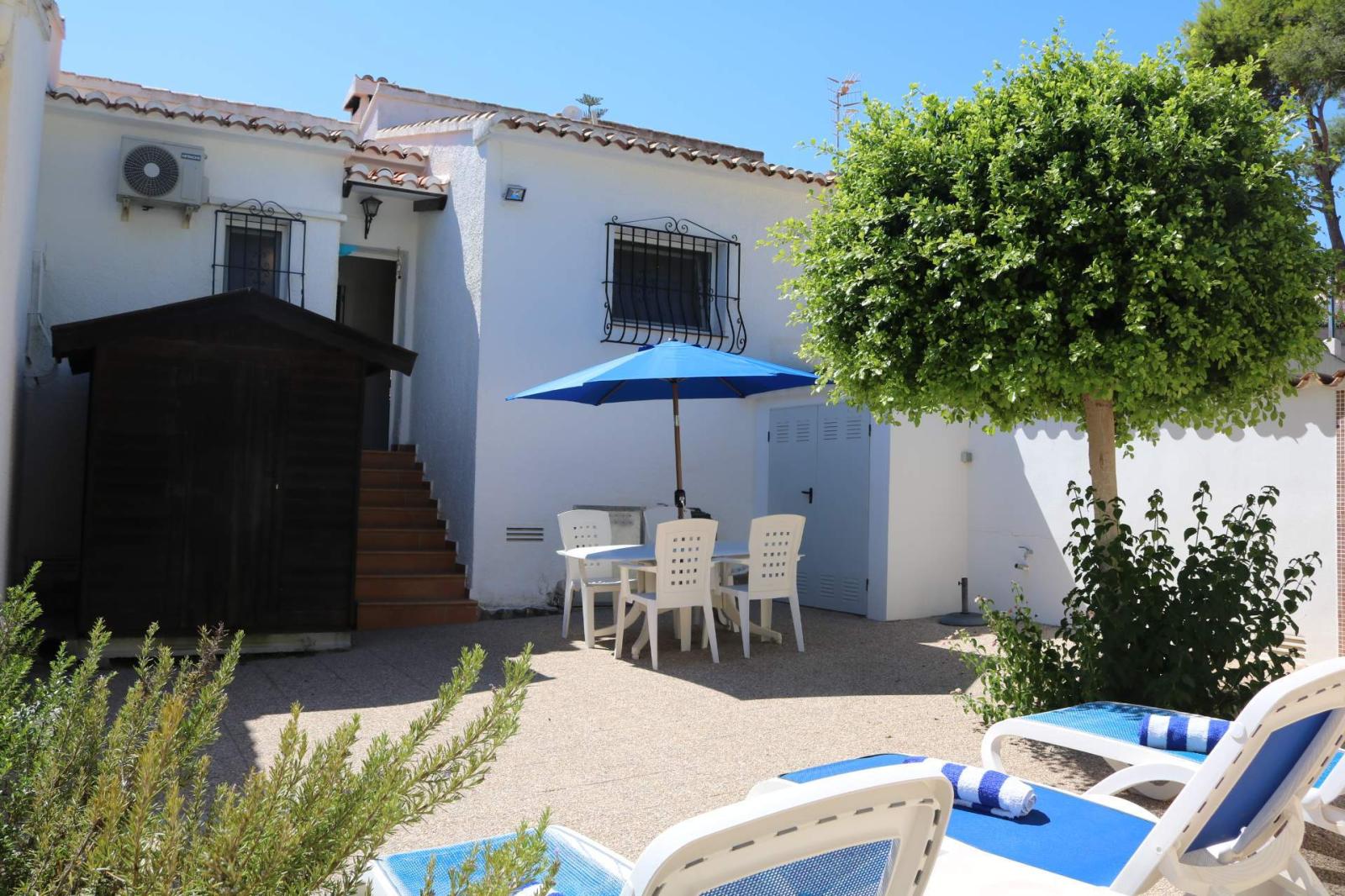 Bungalow for Holiday Rental in Moraira