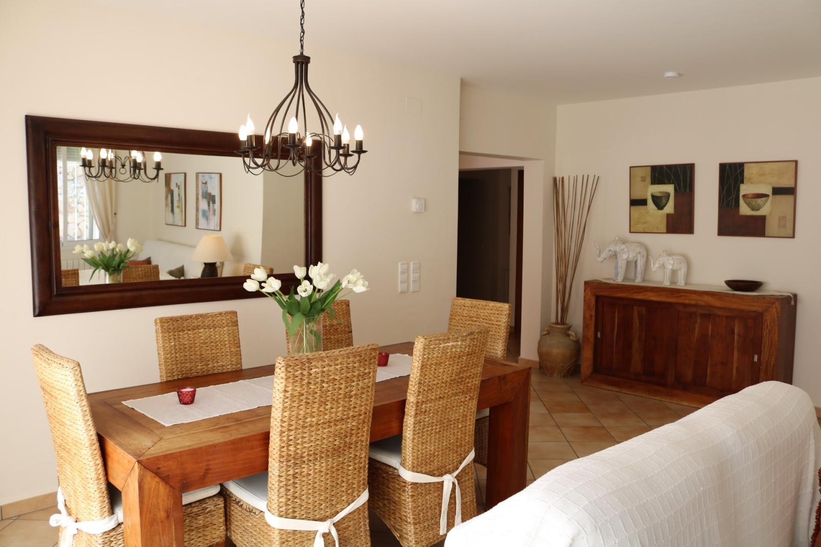 Villa for Holiday Rental in Moraira
