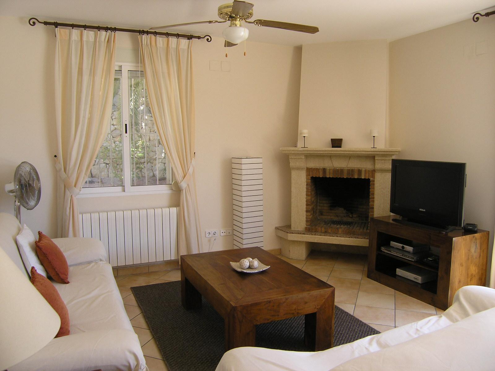 Villa for Holiday Rental in Moraira