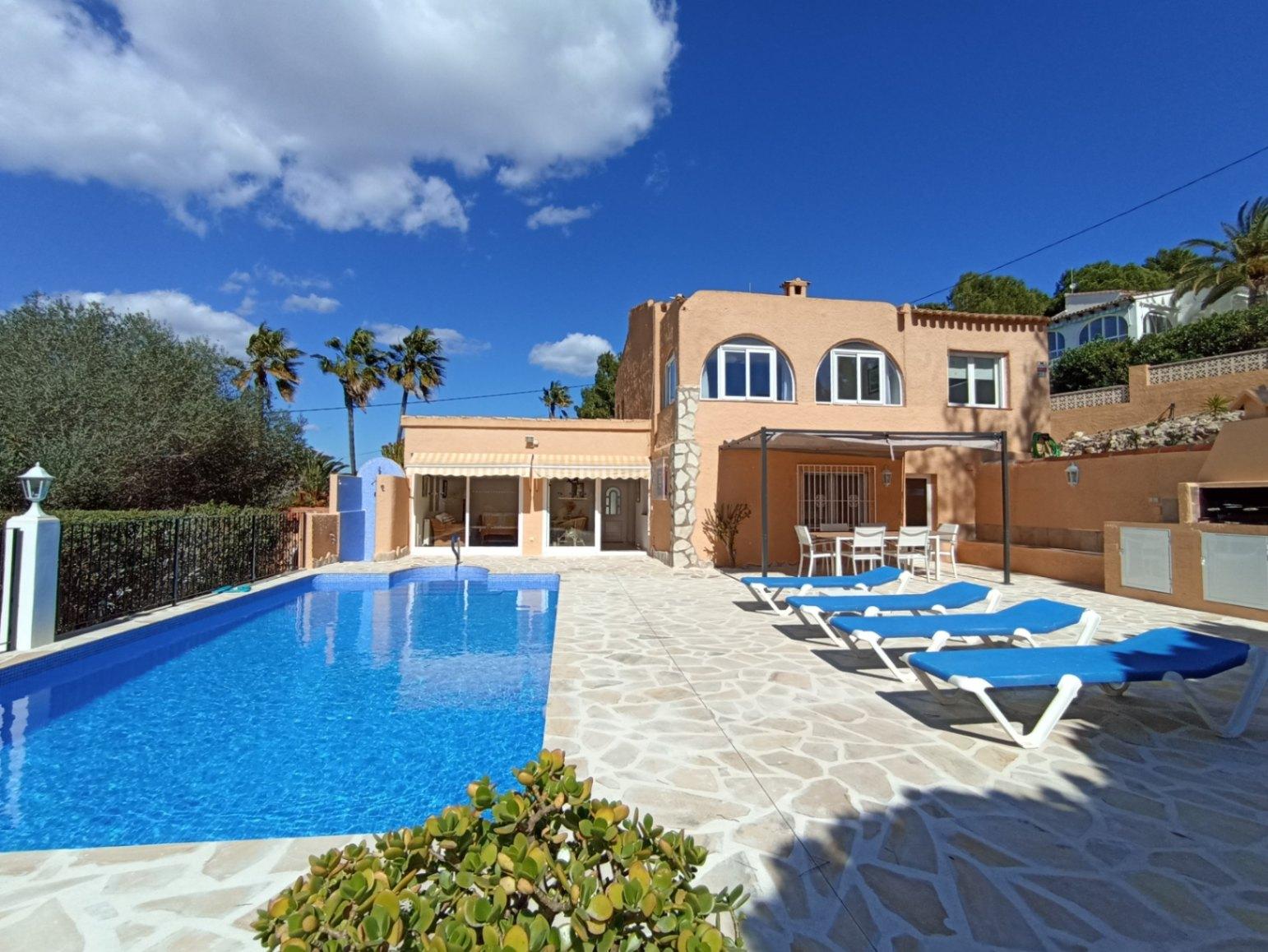 Villa en Alquiler turístico en Moraira