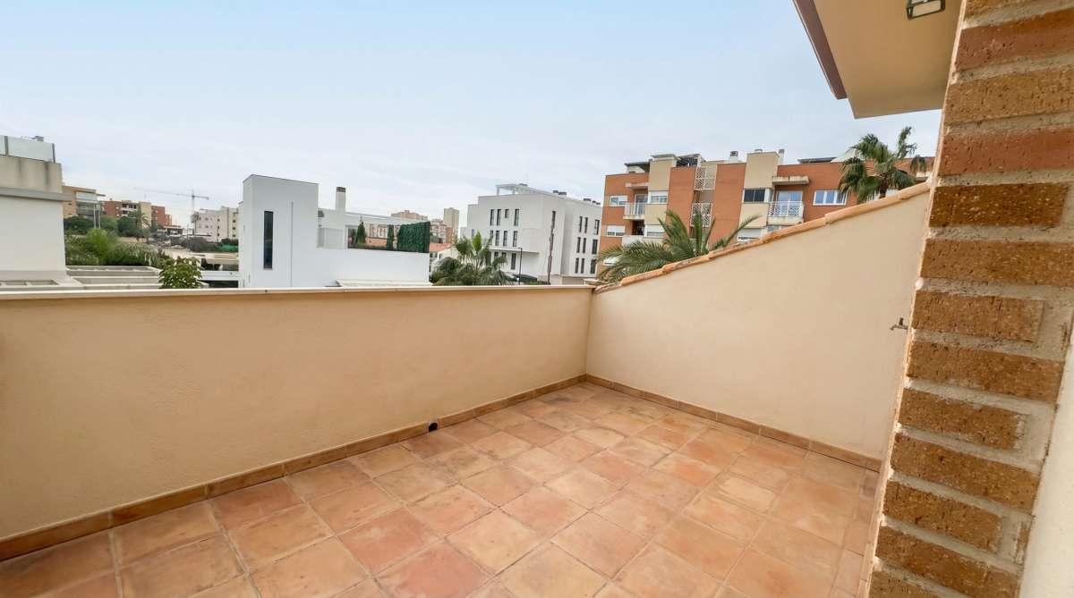 Villa for Sale in El Campello